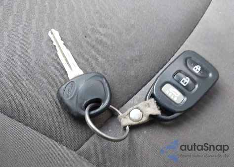 2015 Hyundai Elantra Se z USA, uszkodzony, nr VIN 5NPDH4AE6FH578725